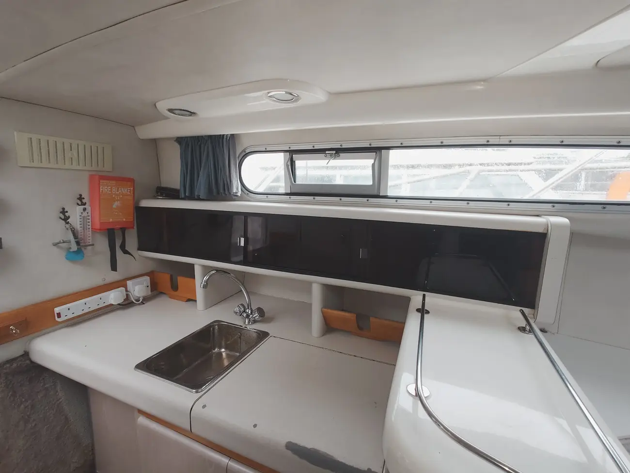 SEALINE 260 SENATOR 1991