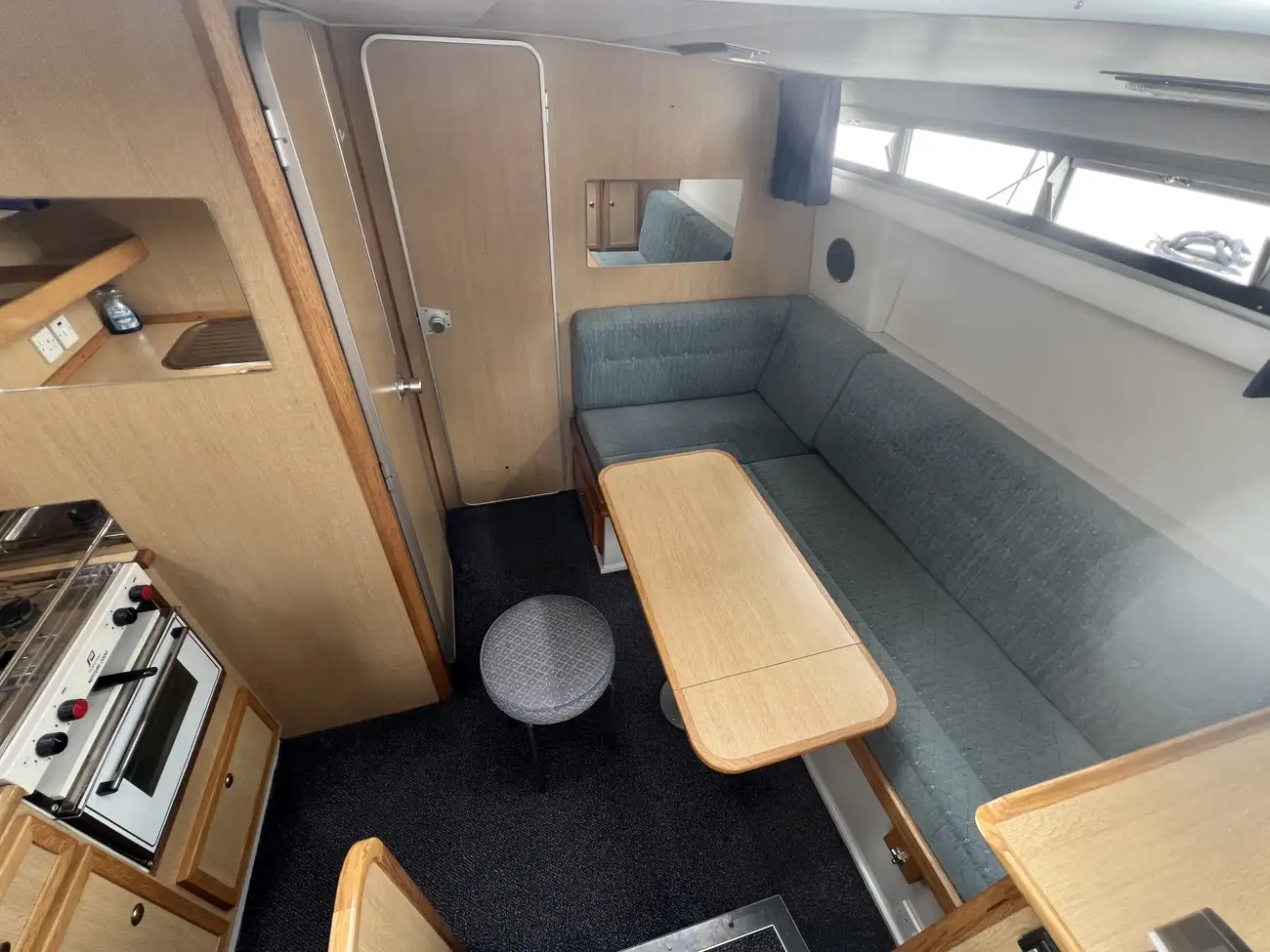 1995 Broom Ocean 29 Hard Top image 5
