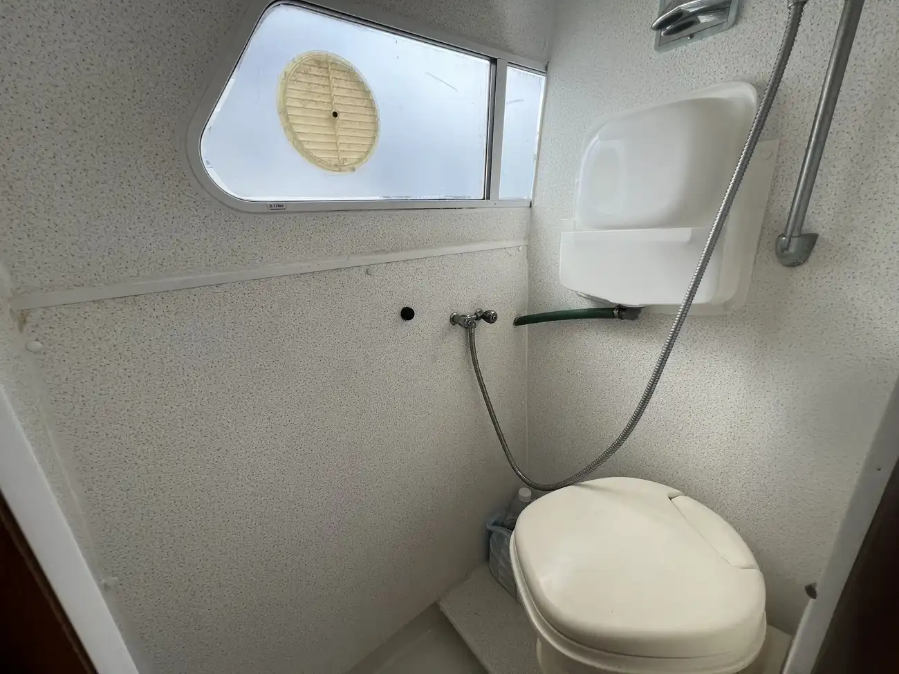 2003 Viking 22 Widebeam image 10