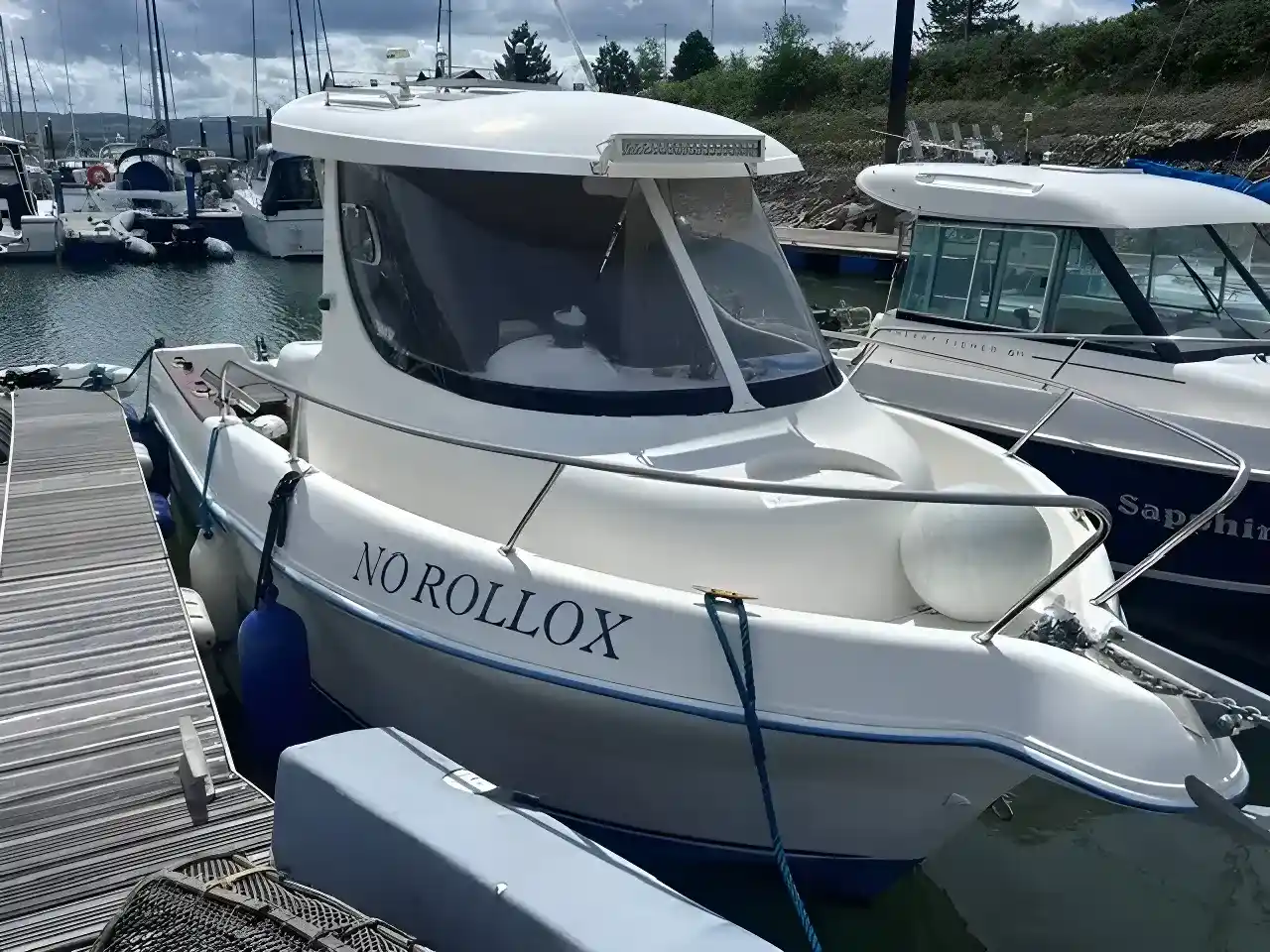 2005 Quicksilver 630 SD Pilothouse