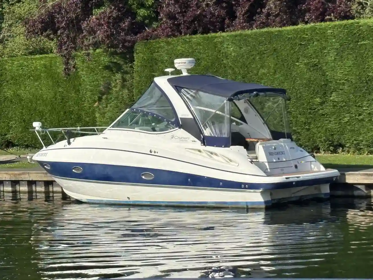 2007 Cruisers Yachts 300 CXI image 12