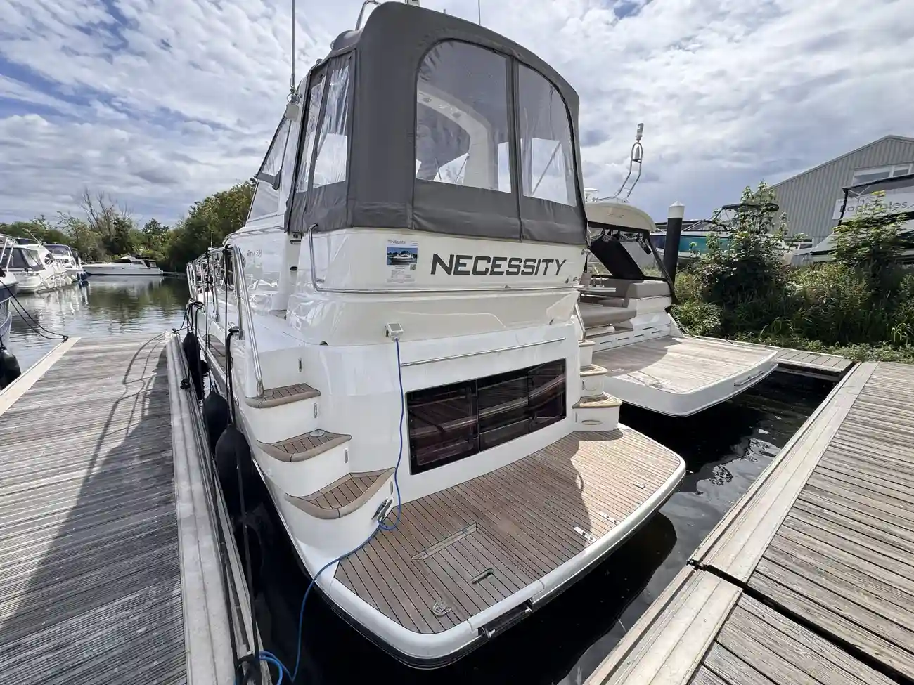 2012 Broom 370 image 13
