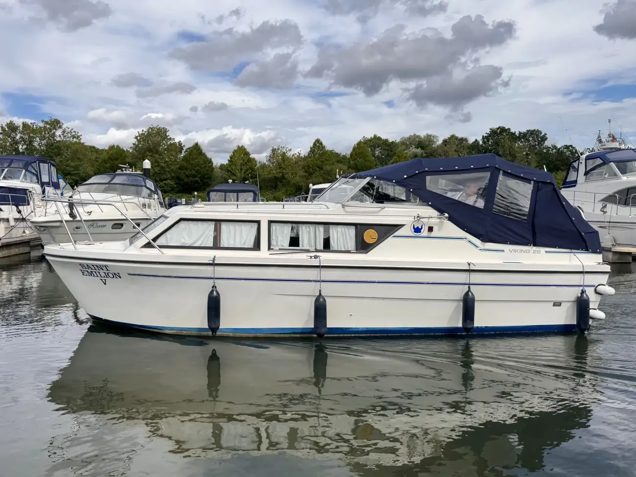 1992 Viking River Cruisers 26 Wide Beam