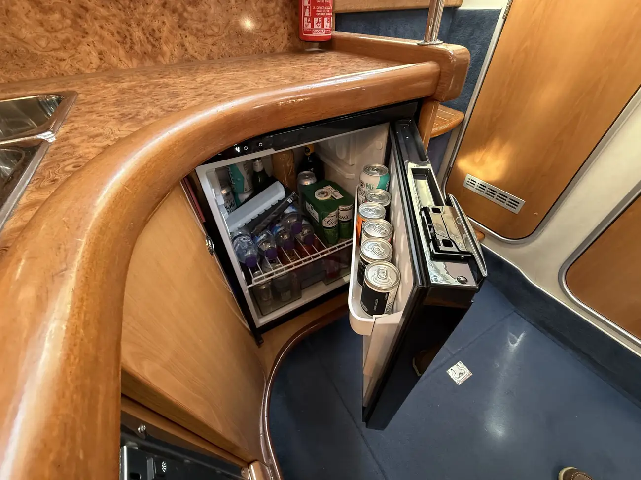 1998 Sealine S28 image 22