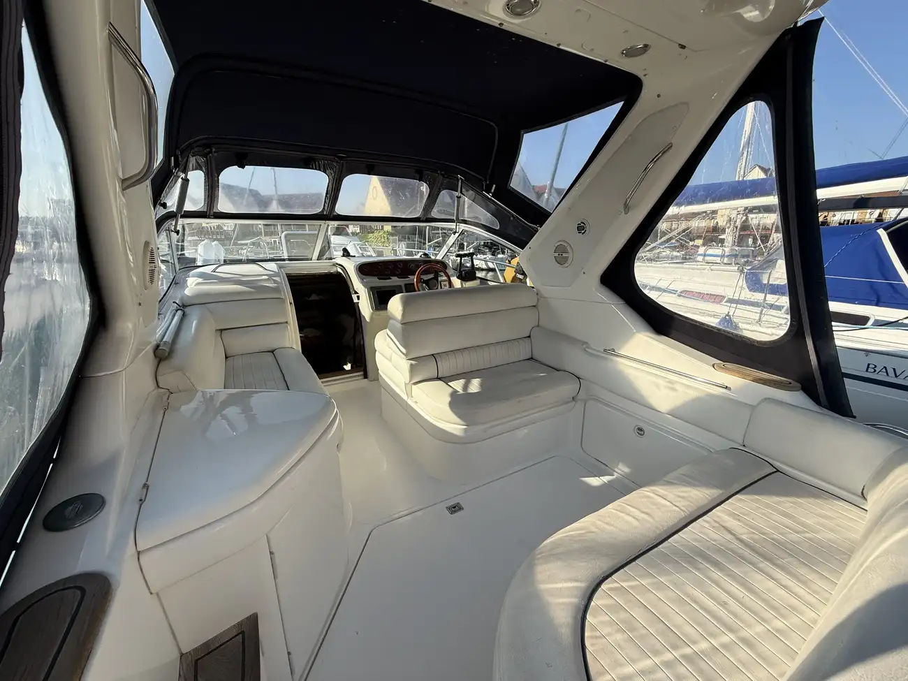 1998 Sealine S28 image 11