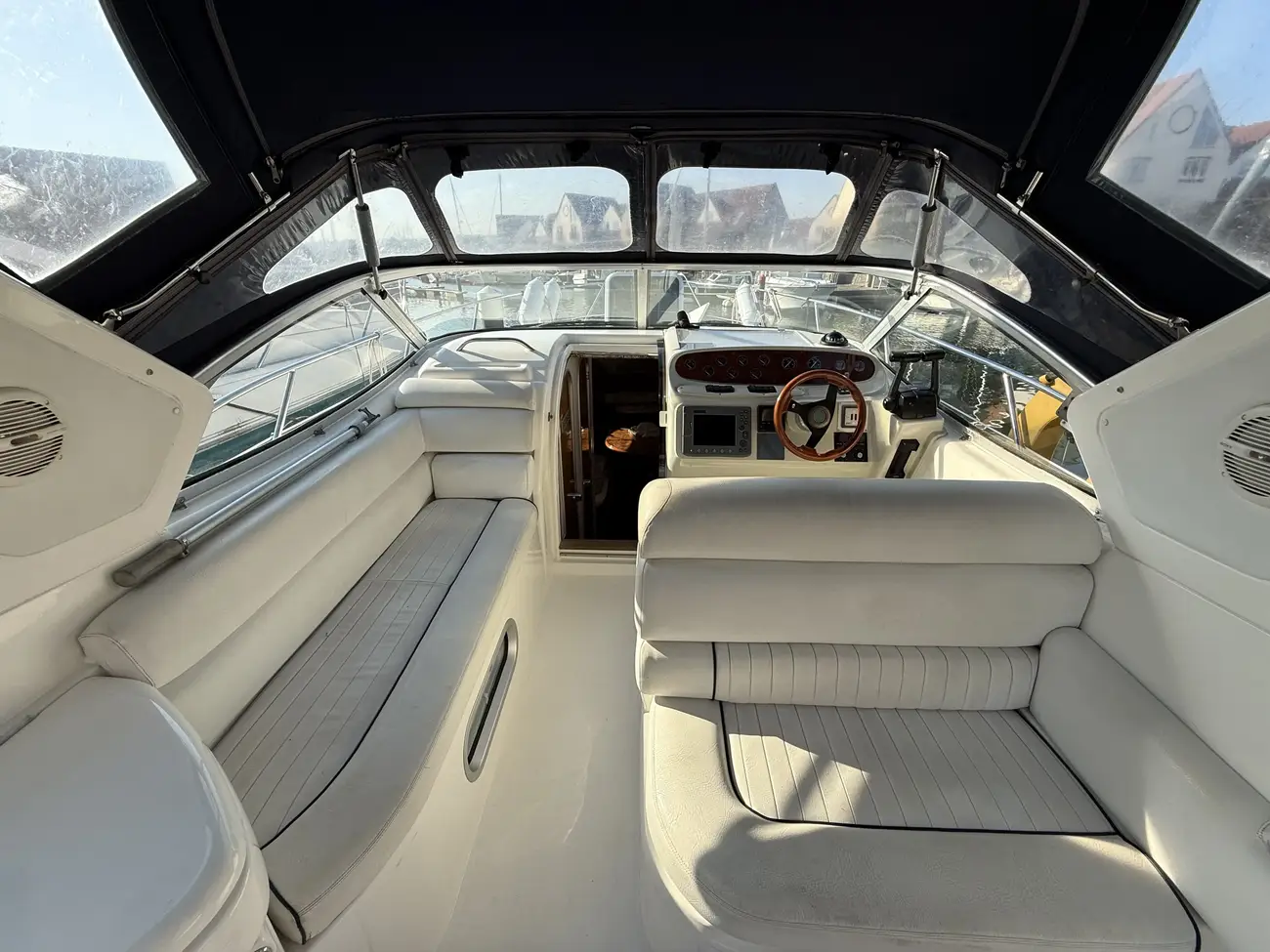 1998 Sealine S28 image 14
