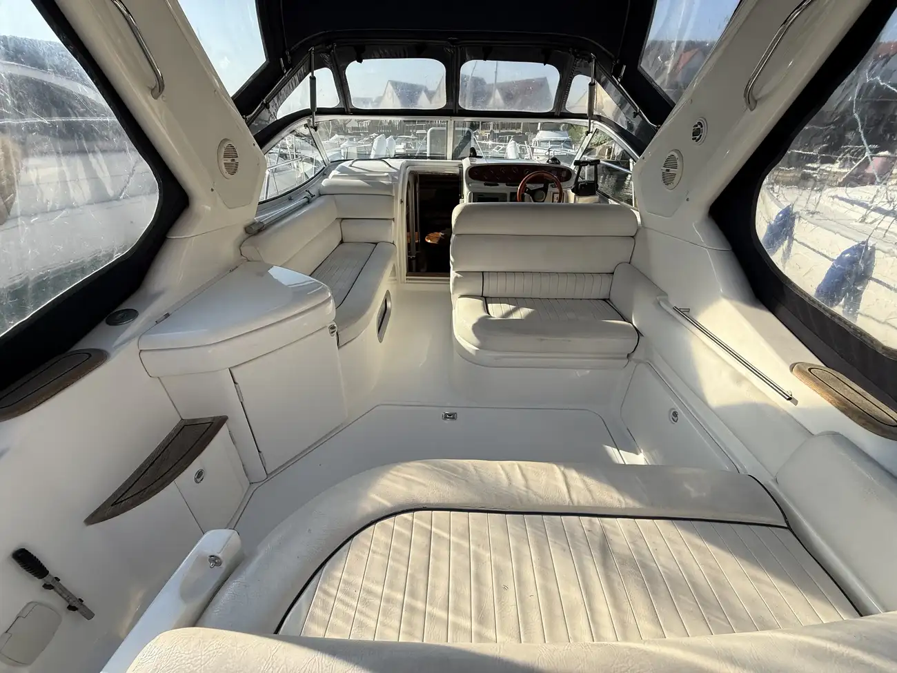 1998 Sealine S28 image 12