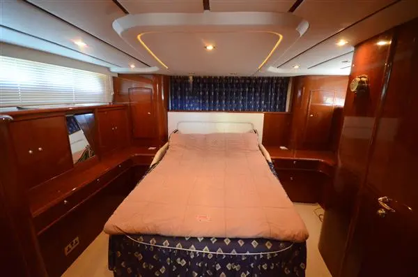 2005 Broom 530 image 3