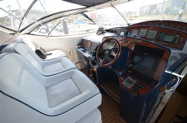 2005 Broom 530 image 26
