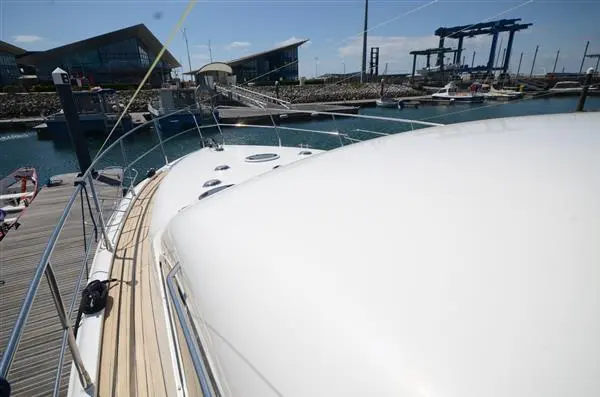 2005 Broom 530 image 14