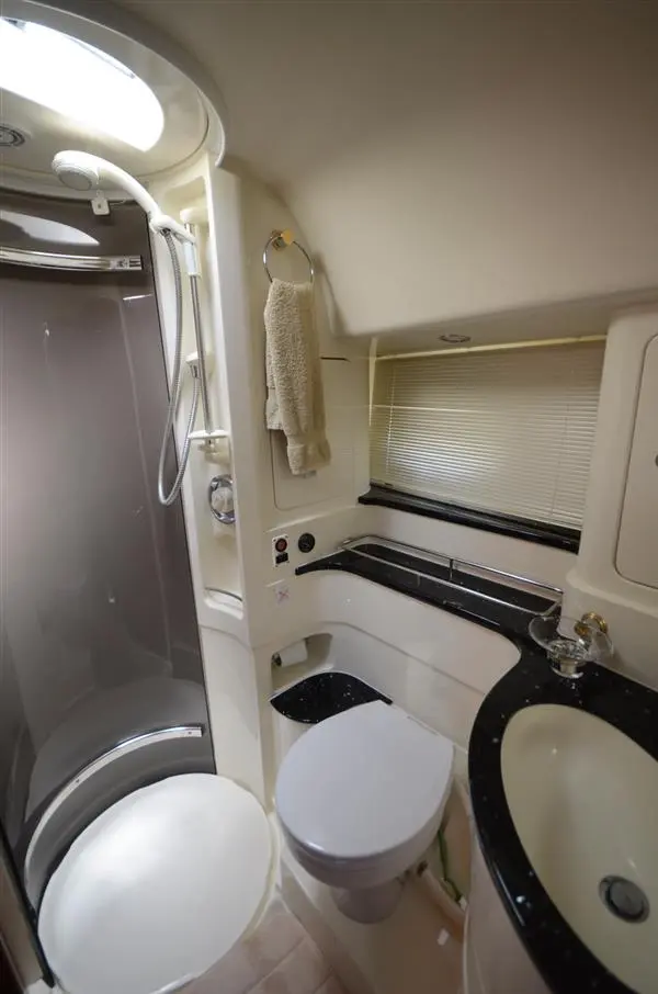 2005 Broom 530 image 8