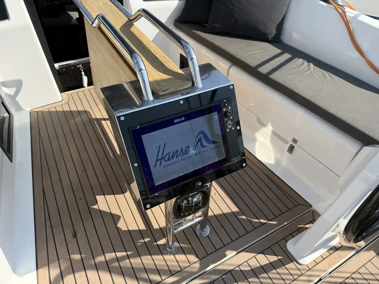 2022 Hanse 418 image 18