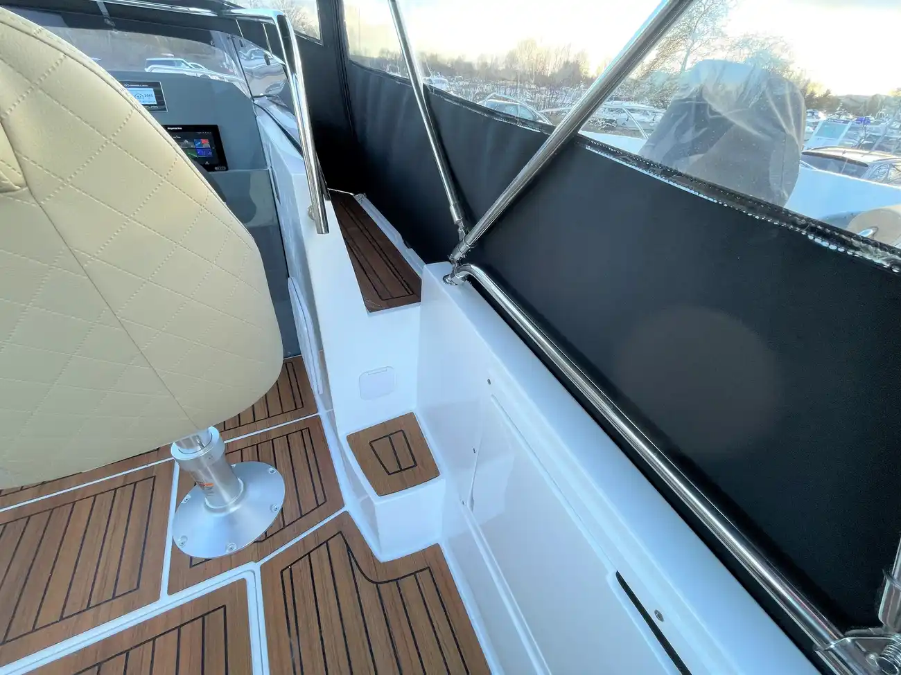 ALONSEA 600 CABIN 2023