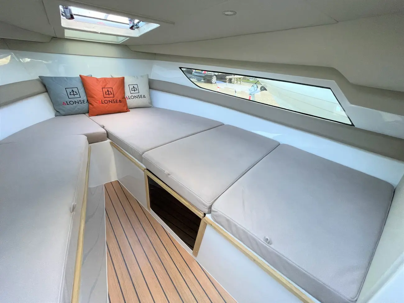 ALONSEA 600 CABIN 2023