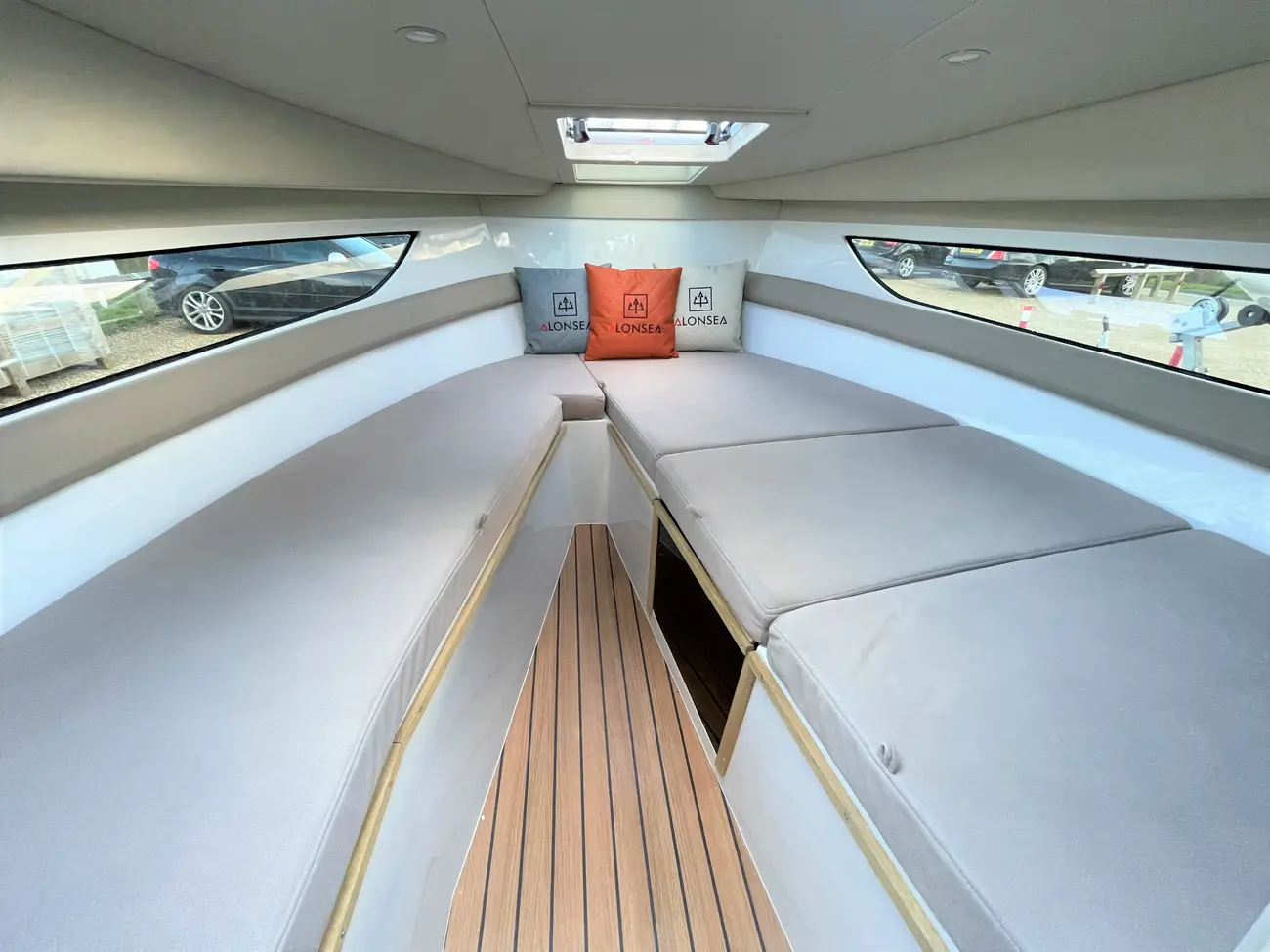 ALONSEA 600 CABIN 2023