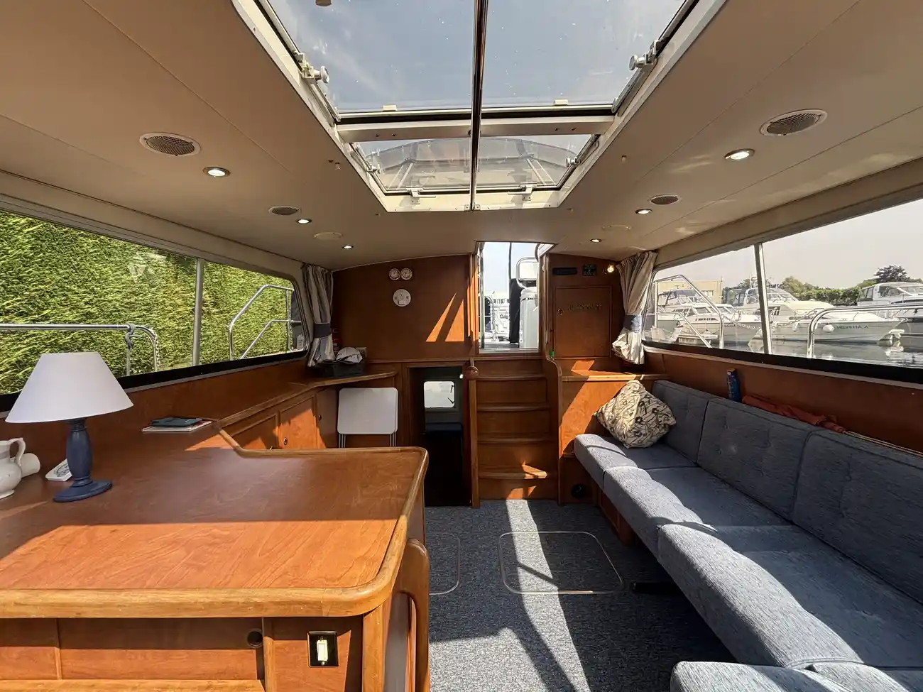 1998 Haines 335 Coastal image 29