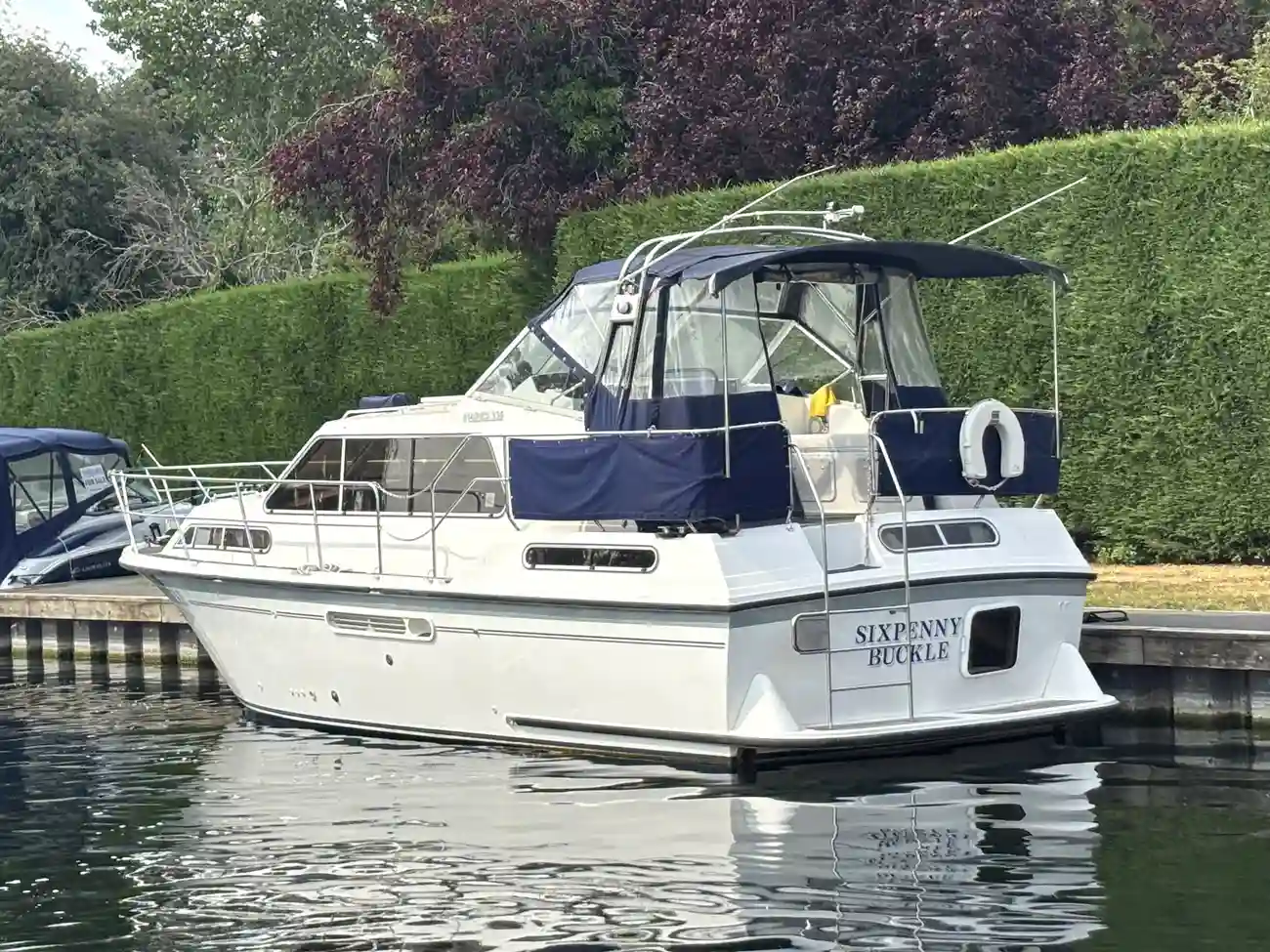 1998 Haines 335 Coastal image 14