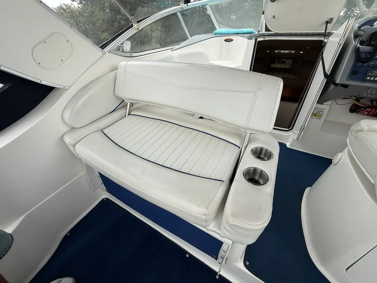 2004 Bayliner 285 Cruiser image 19