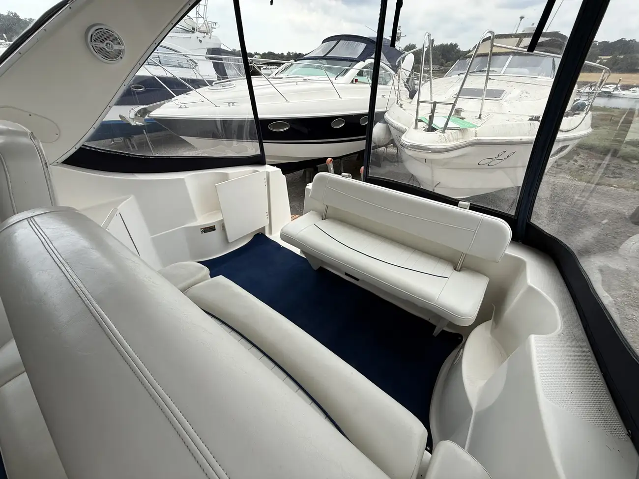 2004 Bayliner 285 Cruiser image 21