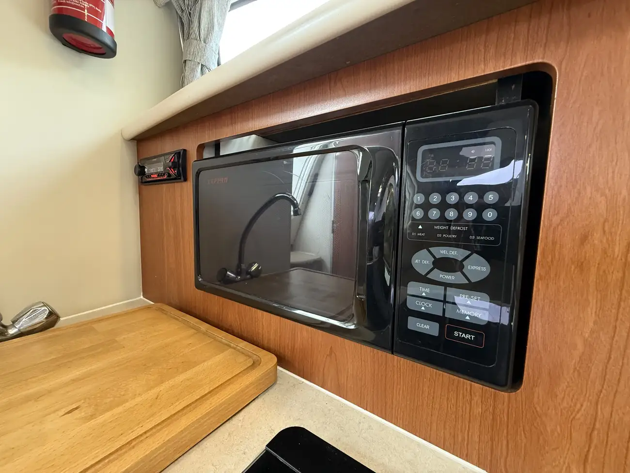 2004 Bayliner 285 Cruiser image 7