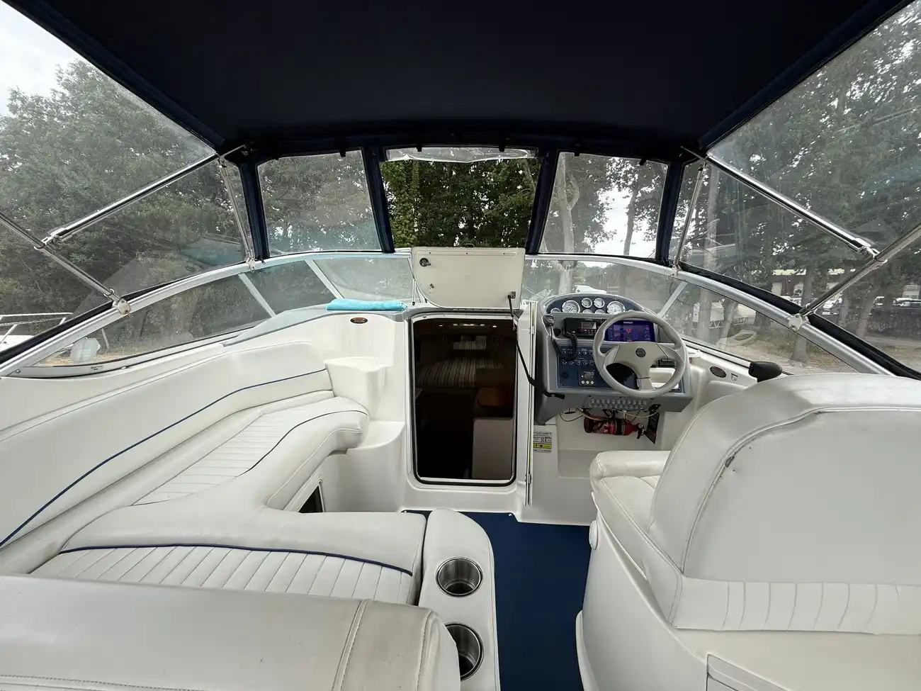 2004 Bayliner 285 Cruiser image 14