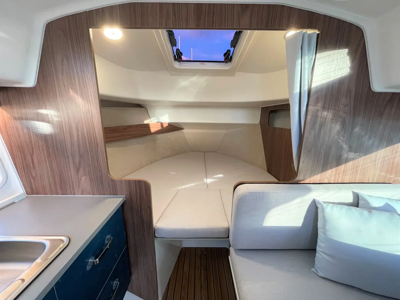 BALT YACHT 818 TITANIUM 2022