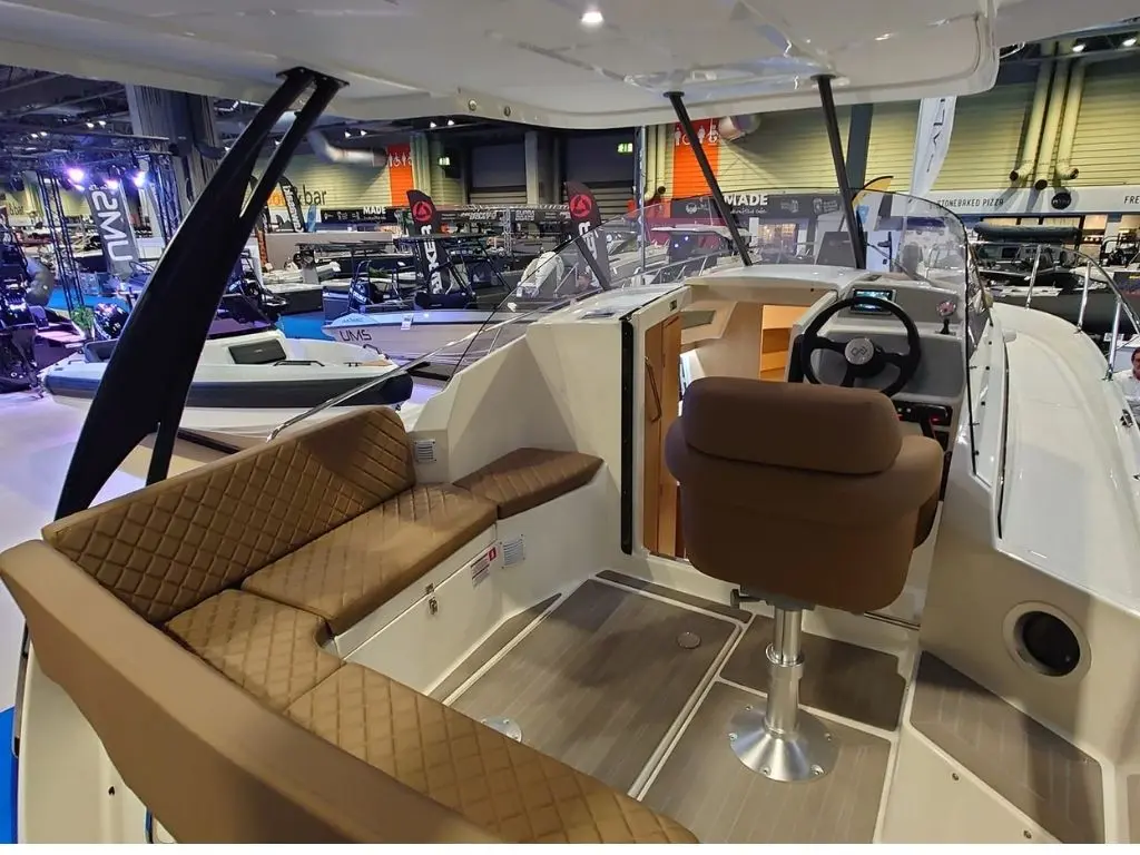 BALT YACHT 818 TITANIUM 2022