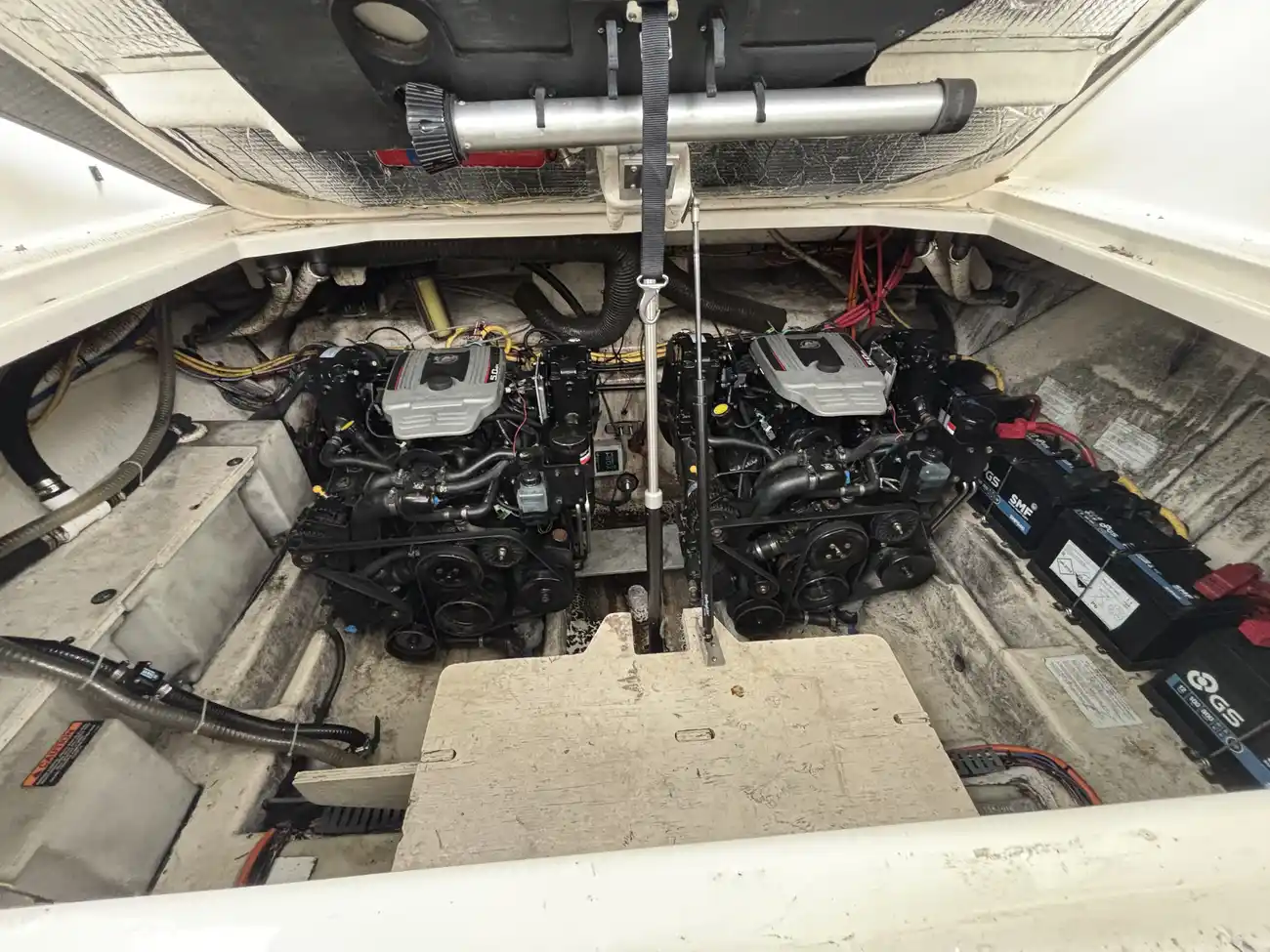 2012 Bayliner 335 image 10