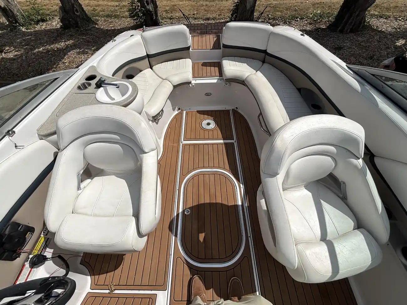 2006 Four Winns 255 Sundowner image 2