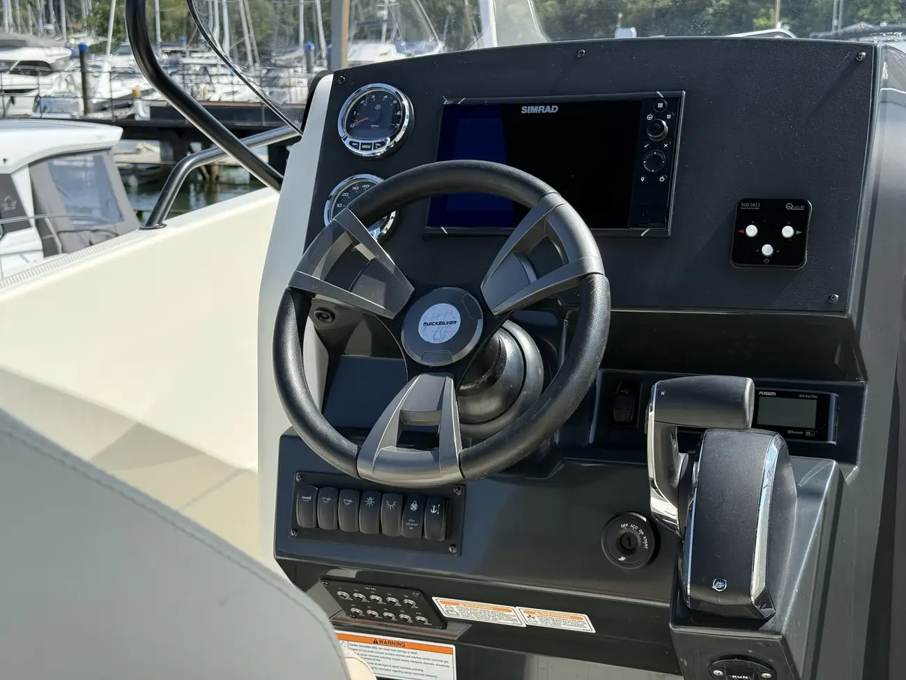 2023 Quicksilver Activ 805 Open image 23