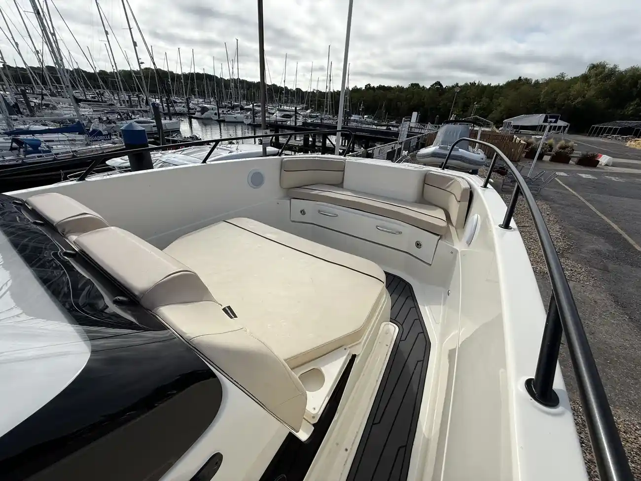2023 Quicksilver Activ 805 Open image 29