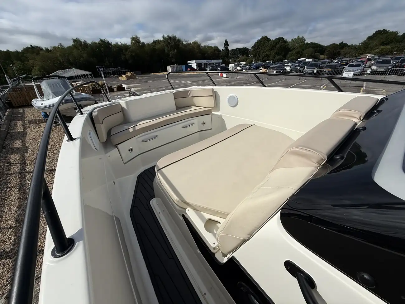 2023 Quicksilver Activ 805 Open image 30