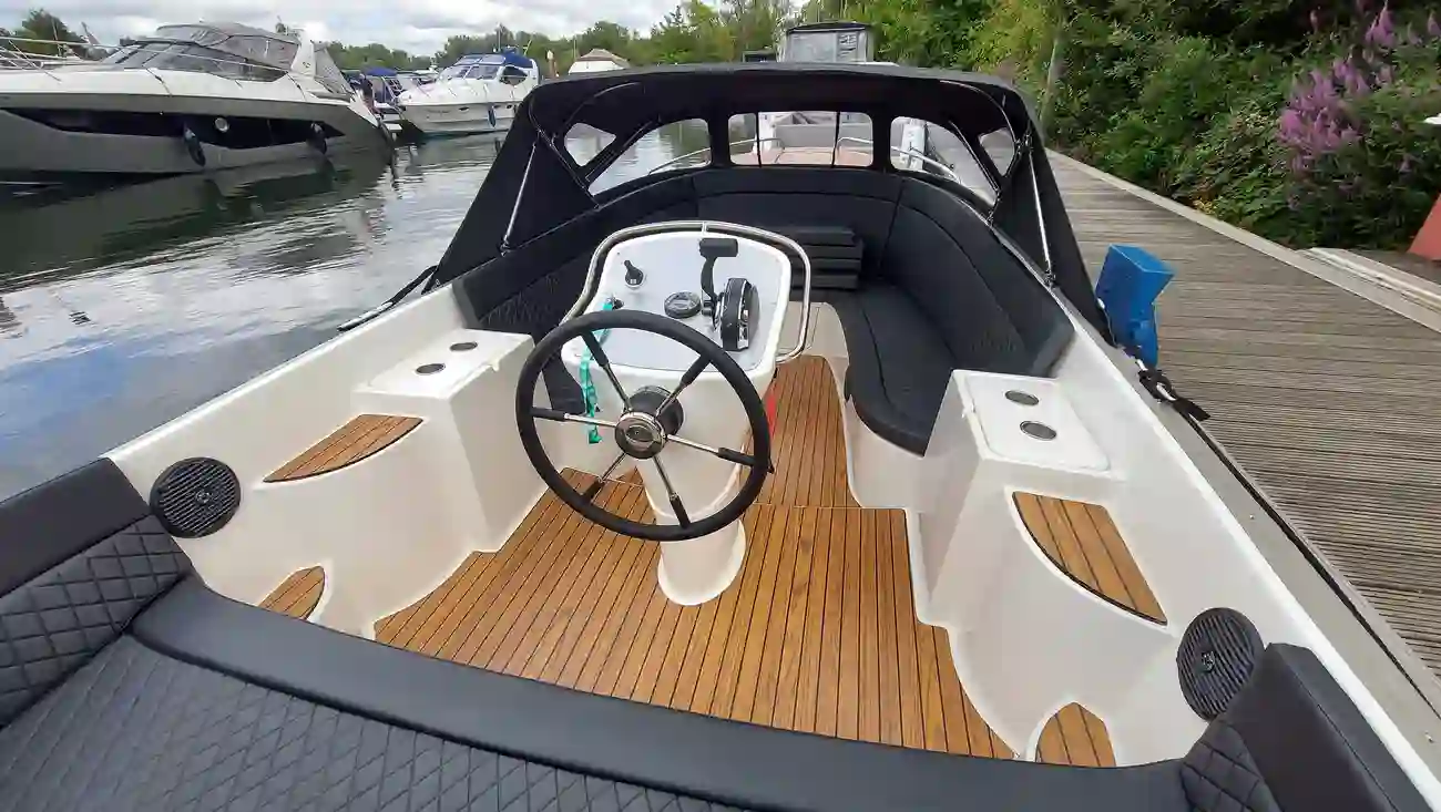 2023 Primeur 715 Tender image 3