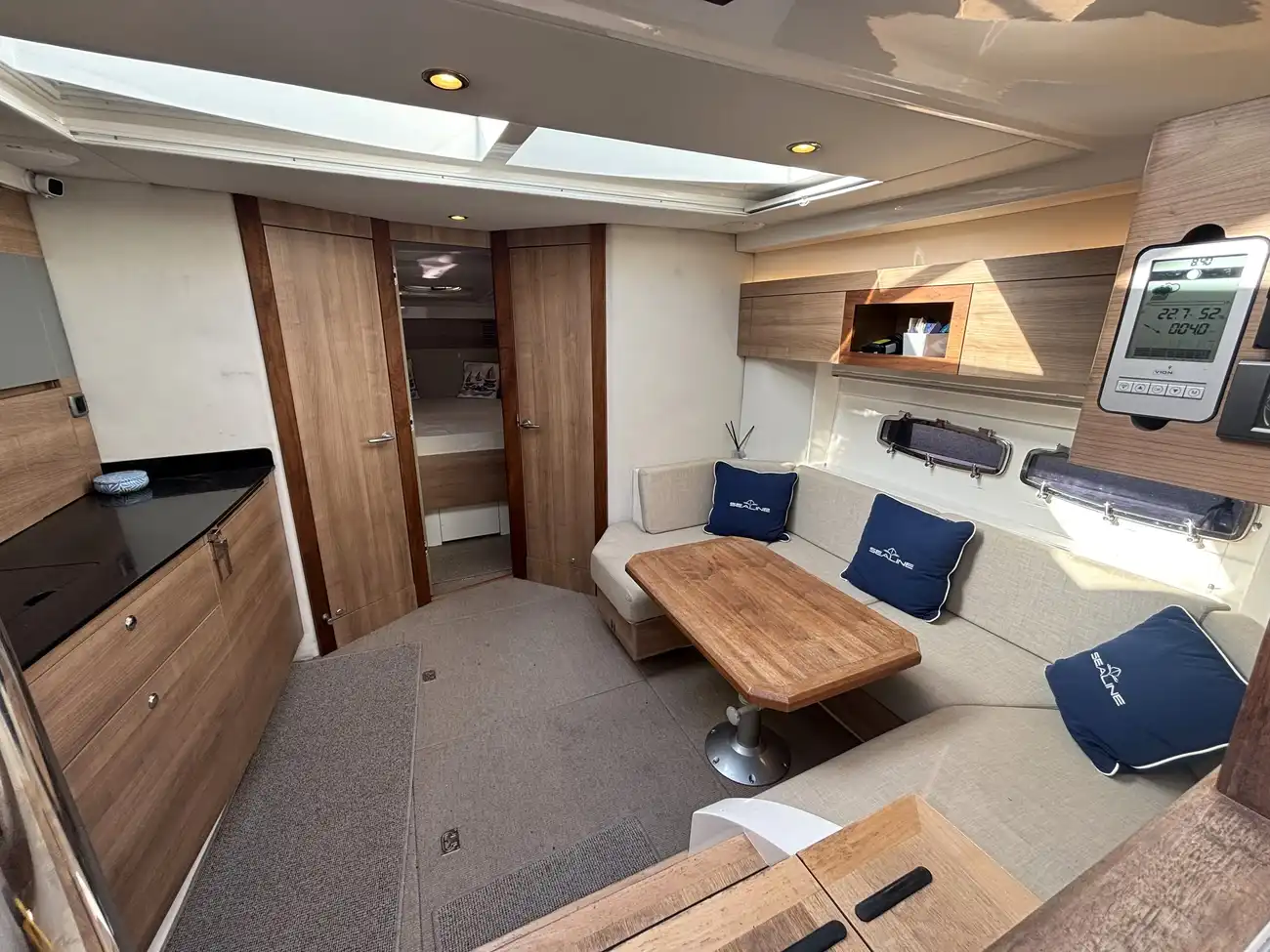 2008 Sealine SC38 image 23