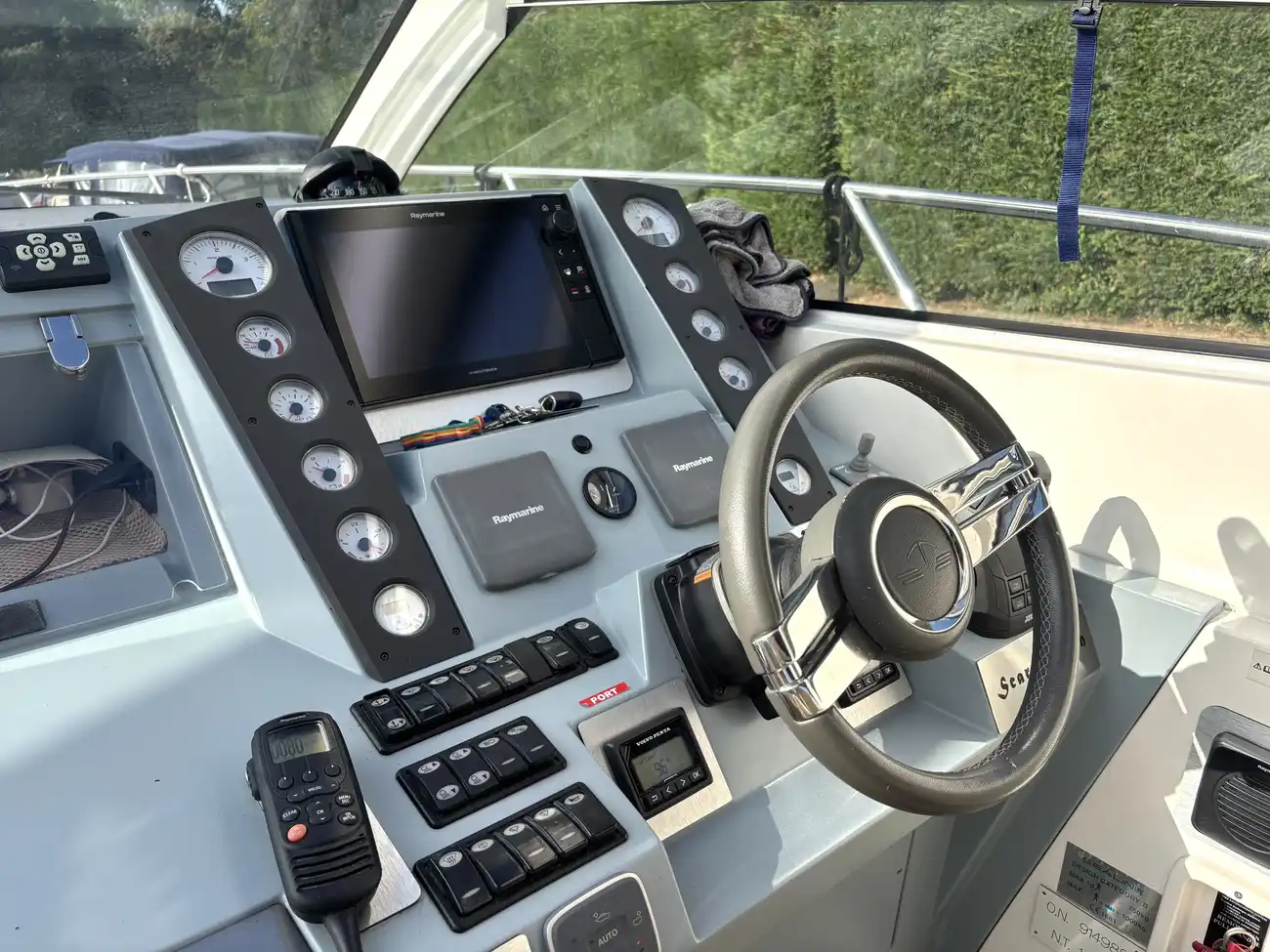 2008 Sealine SC38 image 21