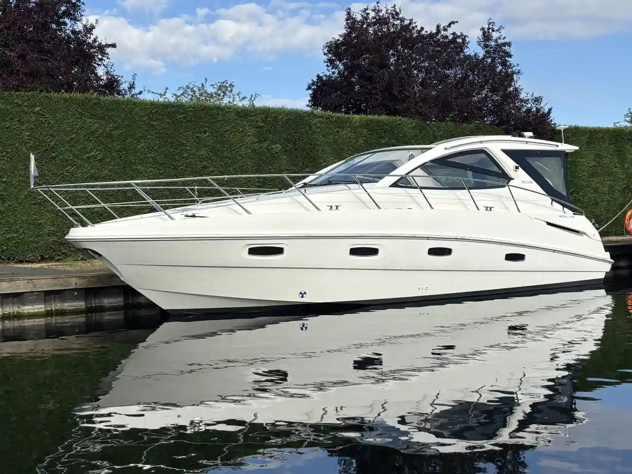 2008 Sealine SC38 image 11