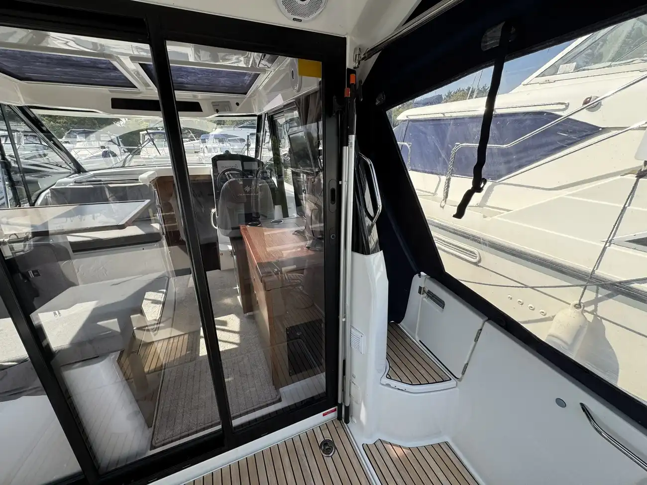 2018 Jeanneau Merry Fisher 895 Legend image 18