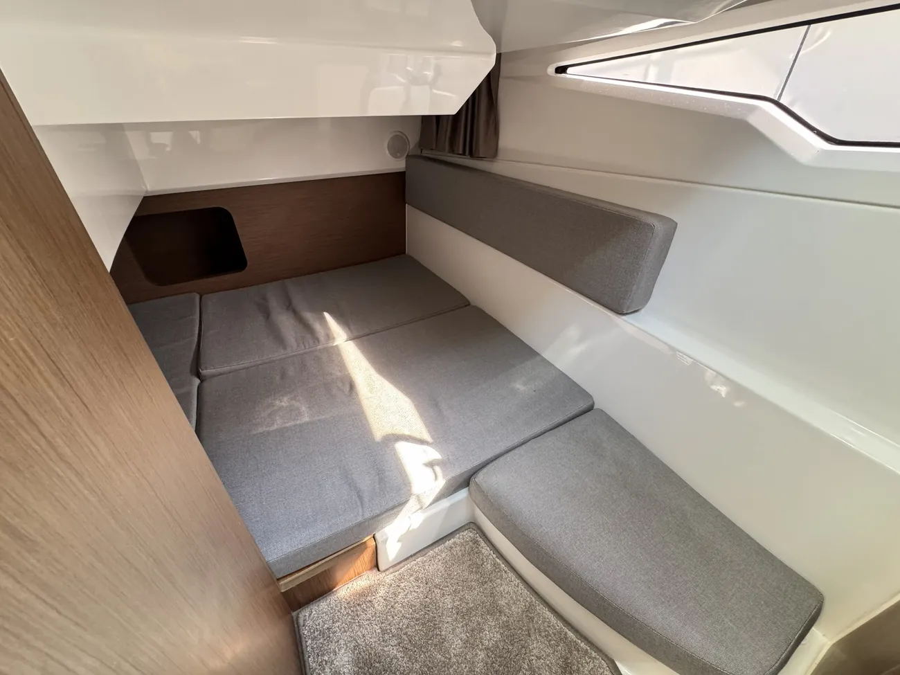 2018 Jeanneau Merry Fisher 895 Legend image 6