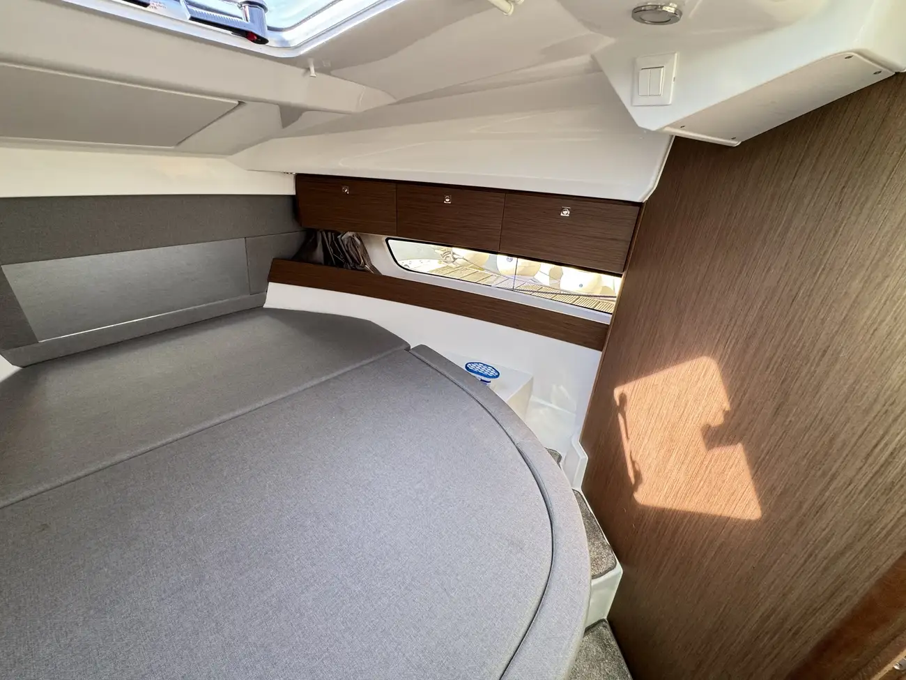 2018 Jeanneau Merry Fisher 895 Legend image 9