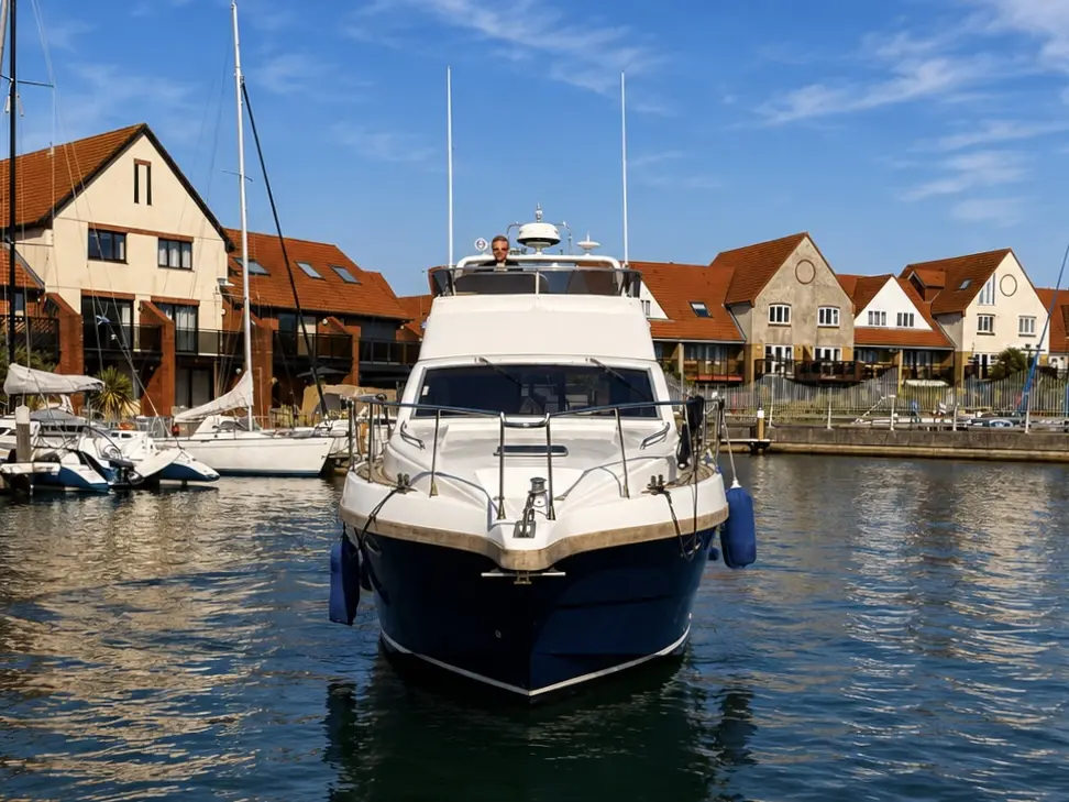 2005 Viking Viki 34 Aft image 12