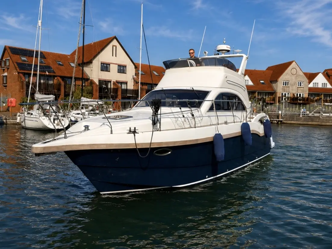 2005 Viking Viki 34 Aft image 13