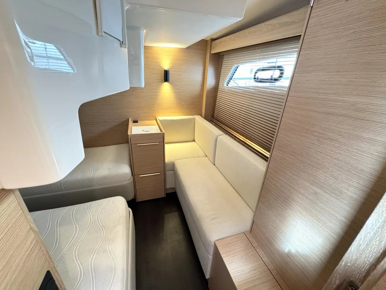 2022 Bavaria S36 HT image 9