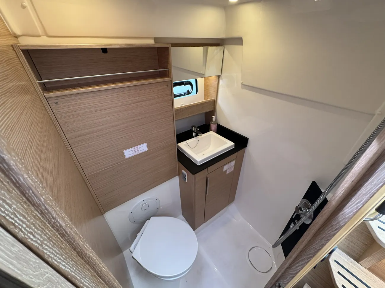 2022 Bavaria S36 HT image 6