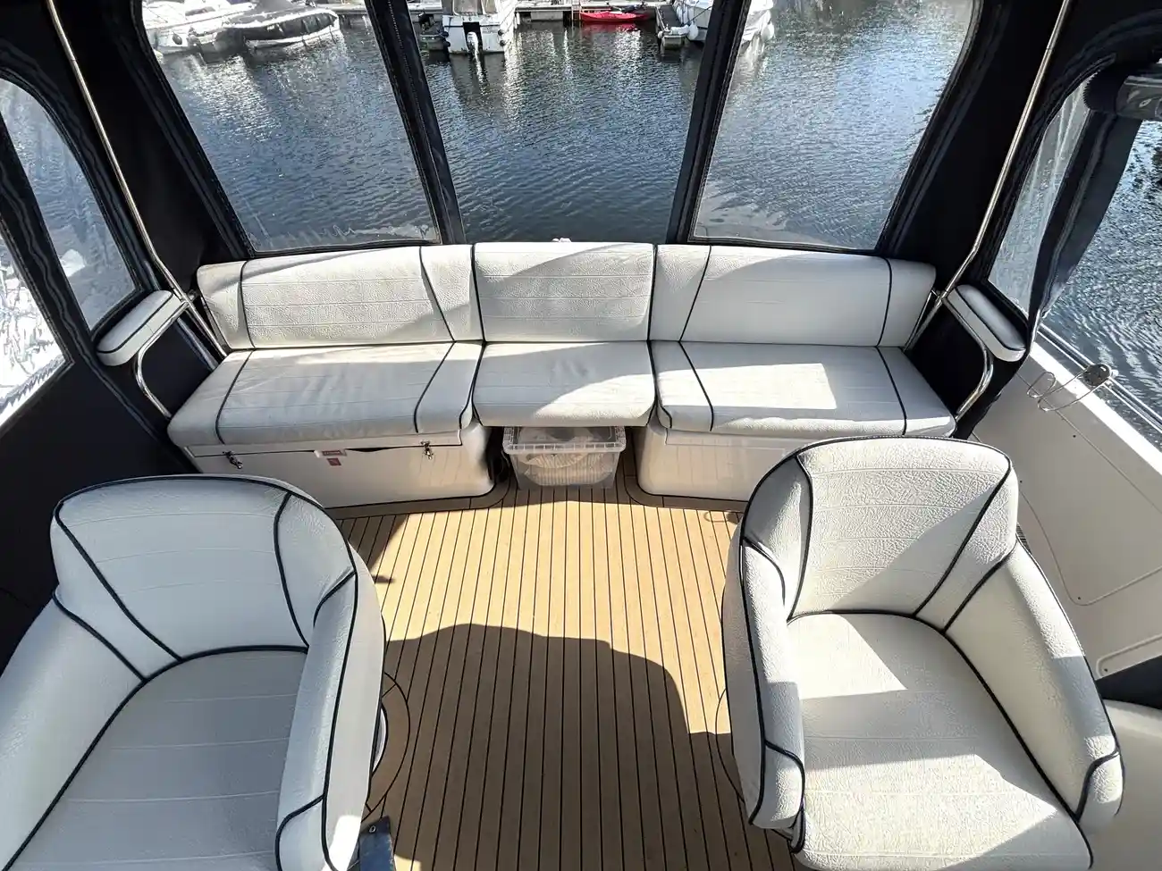 2007 Haines 320 image 14
