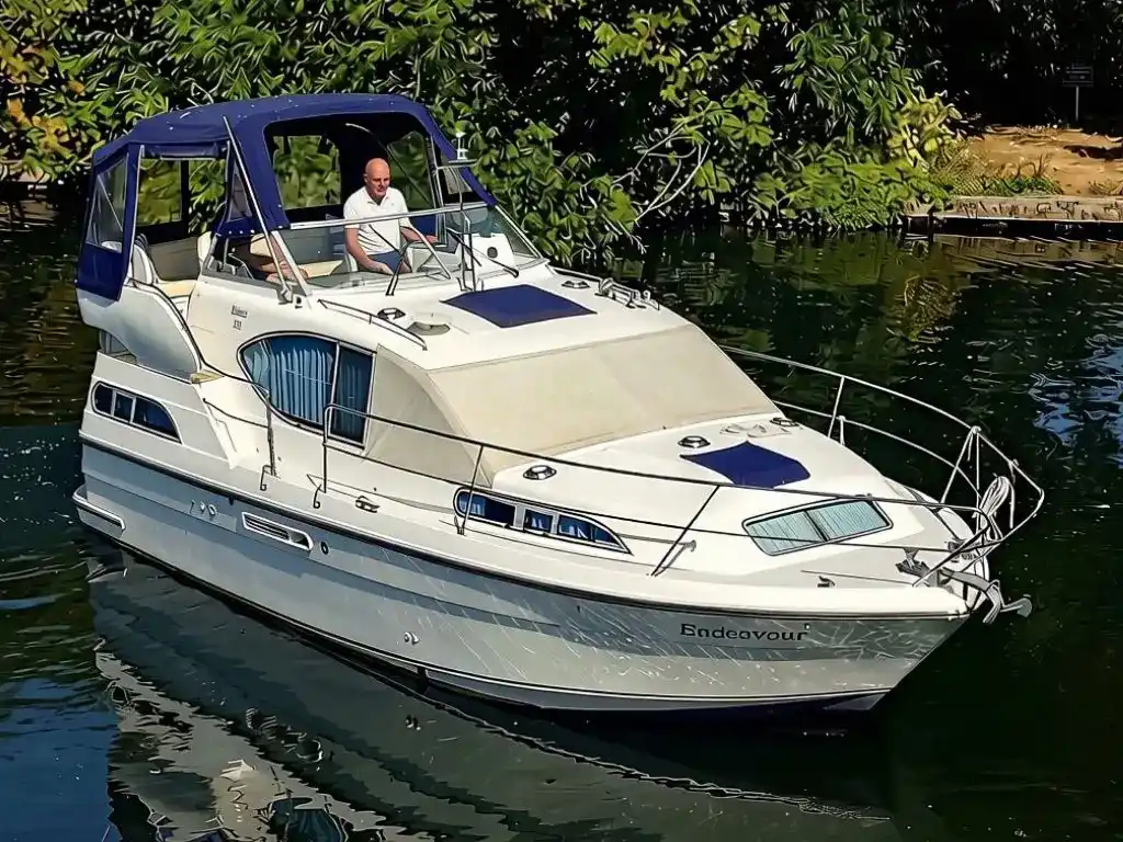 HAINES 320 AFT CABIN 2003