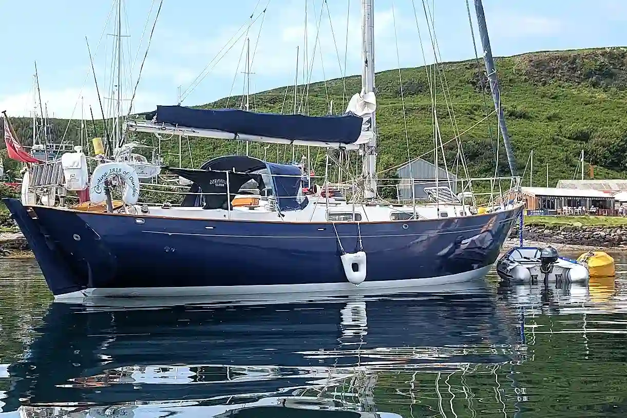 1977 Seaglass Ltd Laurent Giles 38