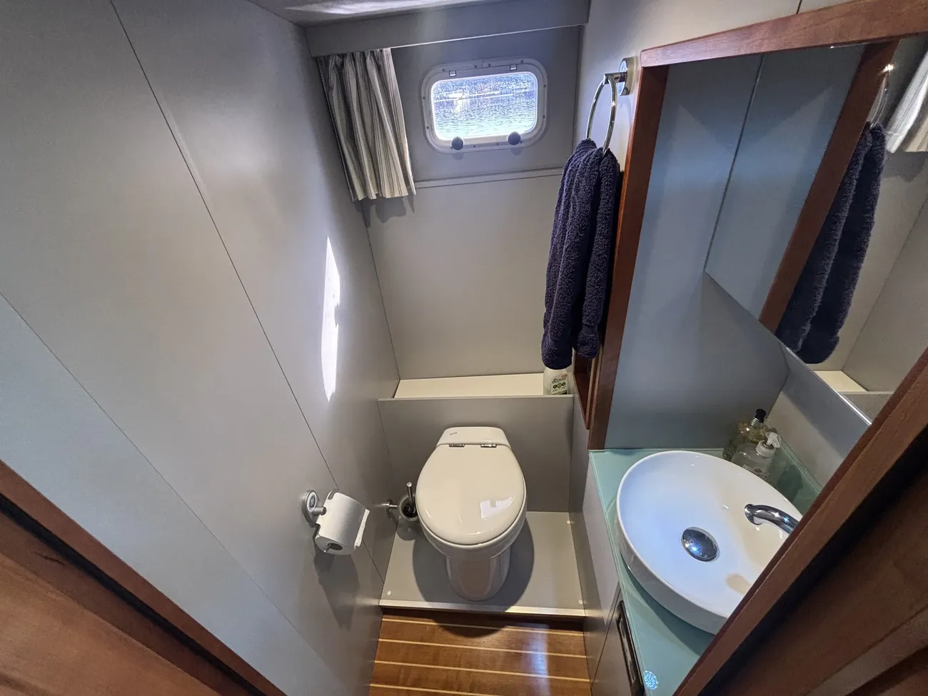 2009 Aquanaut 1200CS Drifter image 5