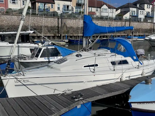 2006 Parker 235
