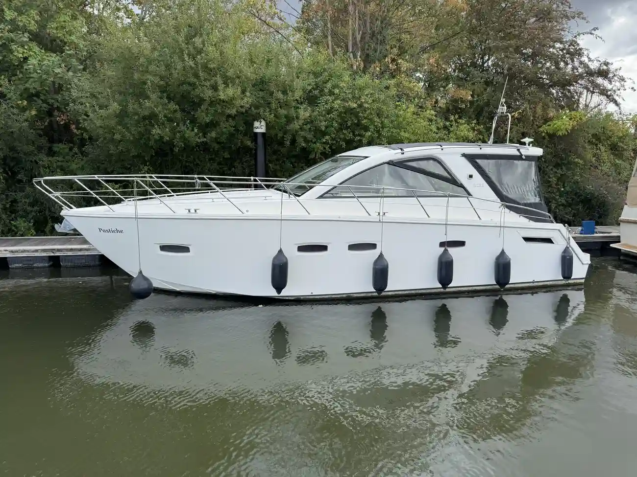 2010 Sealine SC35