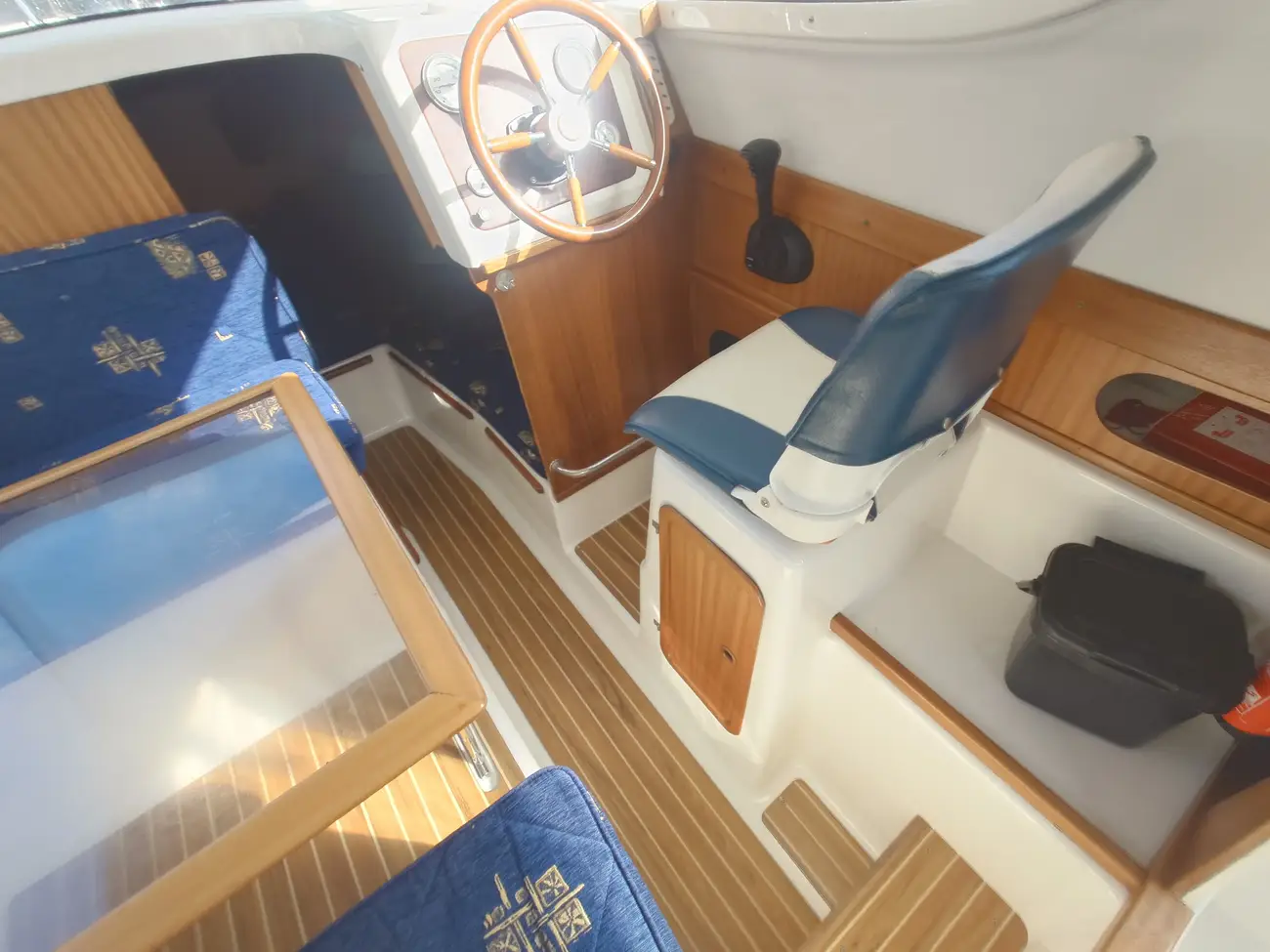 QUICKSILVER 650 WEEKENDER 2005